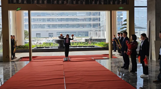 1753083141566994.png image.png